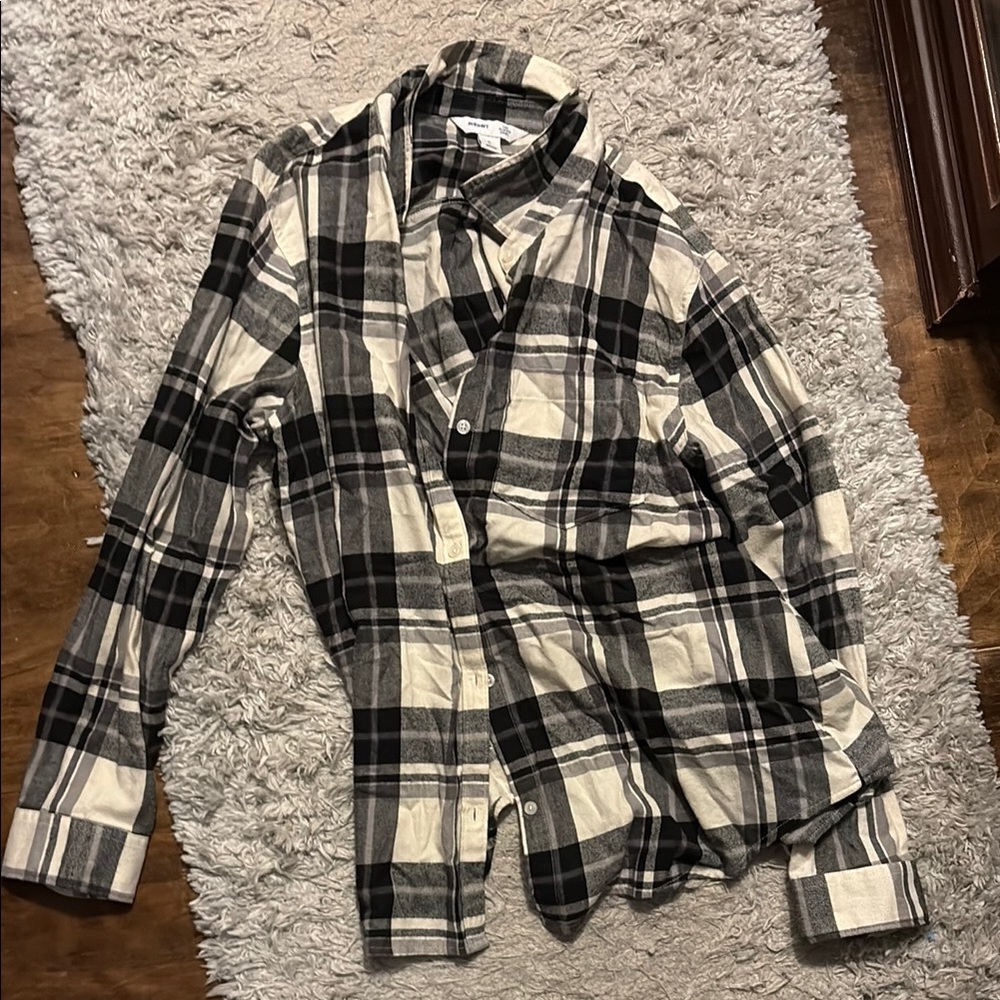 Old Navy Black and Cream Plaid Shirt